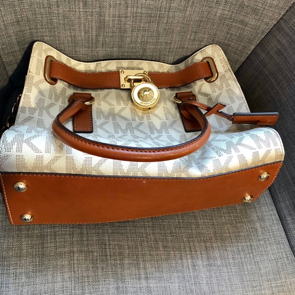 Michael Kors Hamilton Bag very good condition - Picture 4 of 4